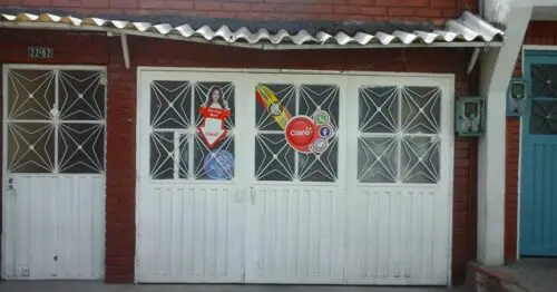 TIENDA DE BARRIO CARRERA 129A TIENDA DE BARRIO CARRERA 129A